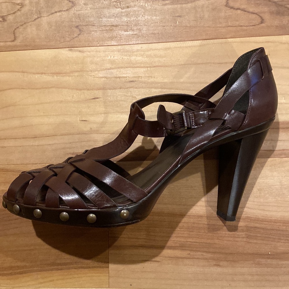 Stuart Weitzman Update high heel sandal